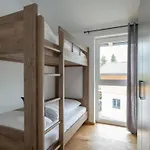 シャレー In With Slope Access