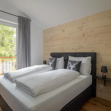 Chalet In With Slope Access *