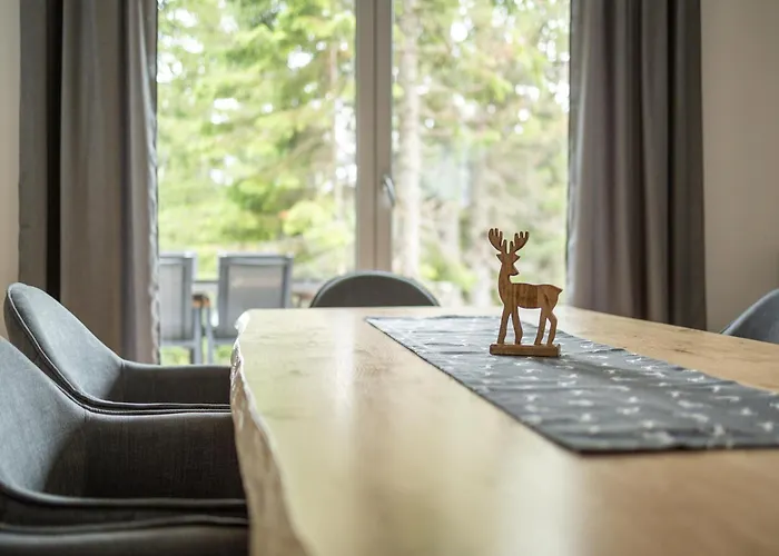 Chalet In With Slope Access *